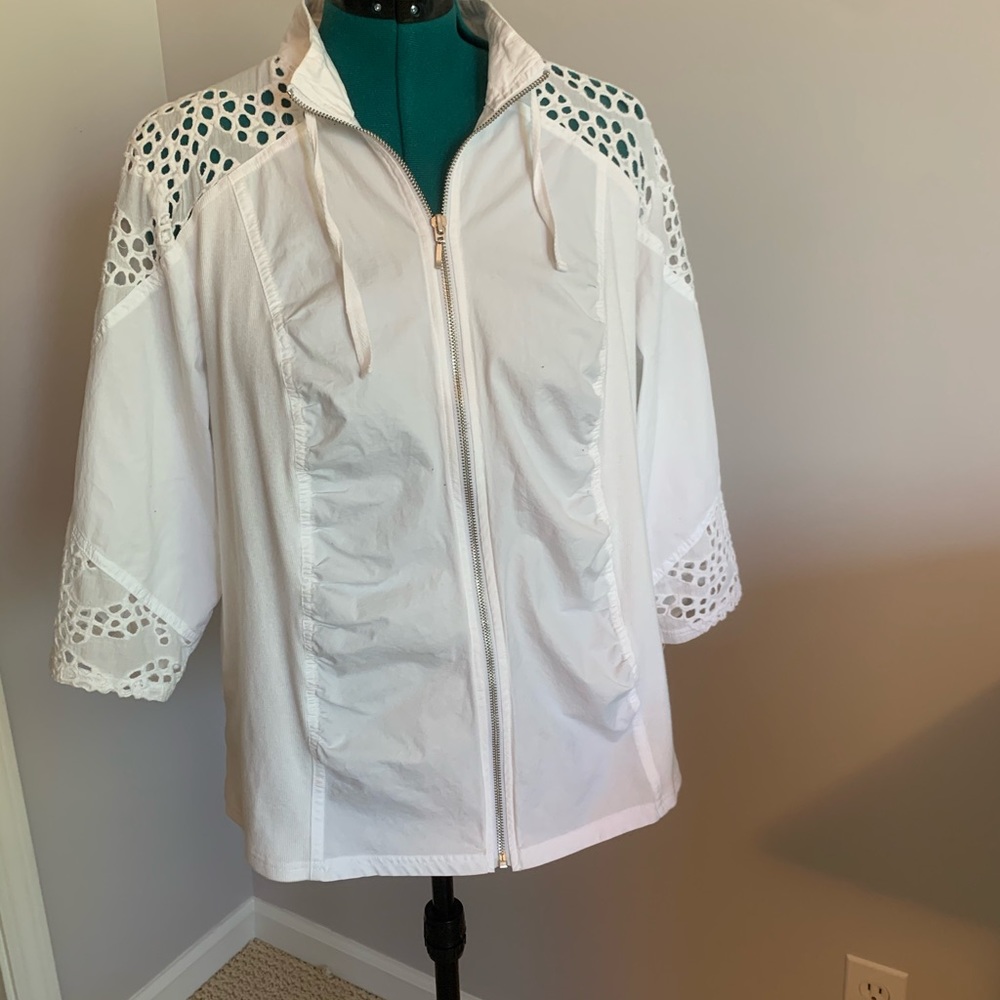 White Chico’s size 3 cotton jacket
